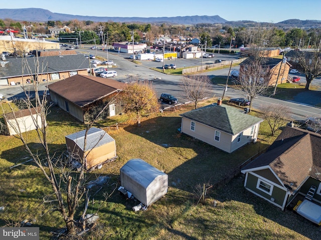 bird's eye view featuring a mountain view