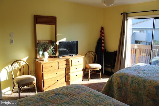 view of carpeted bedroom