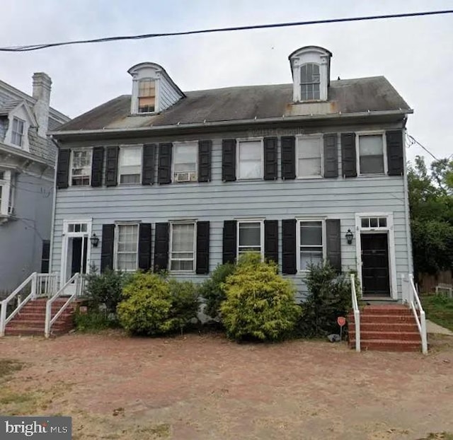 view of front of house