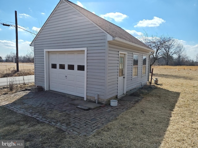 view of detached garage