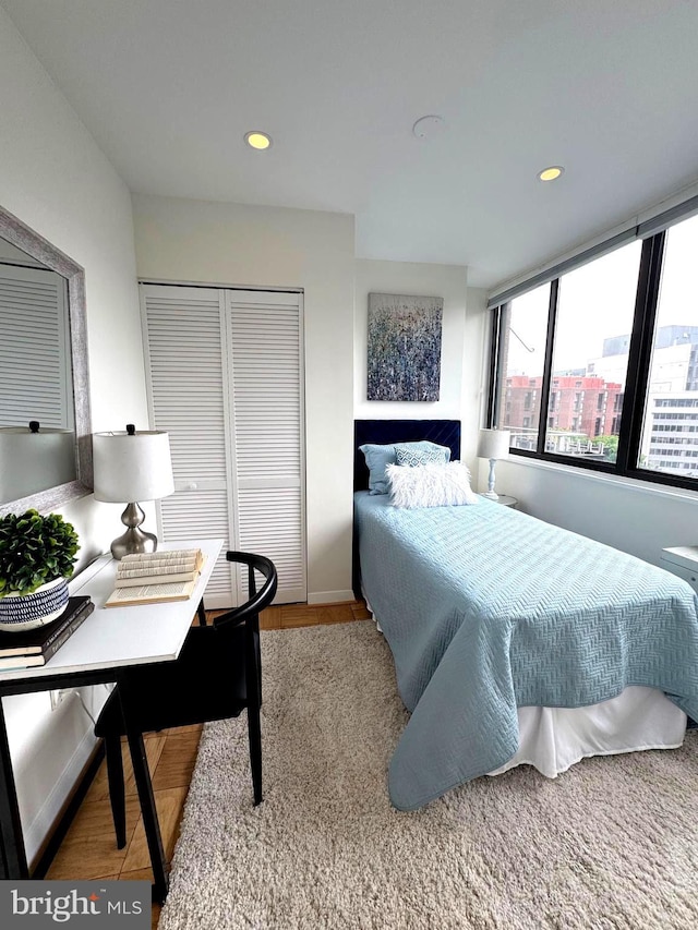 2201 L St NW Unit 906, Washington, DC 20037 - bedroom with a closet and recessed lighting