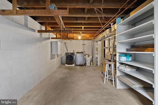 basement featuring washer and clothes dryer