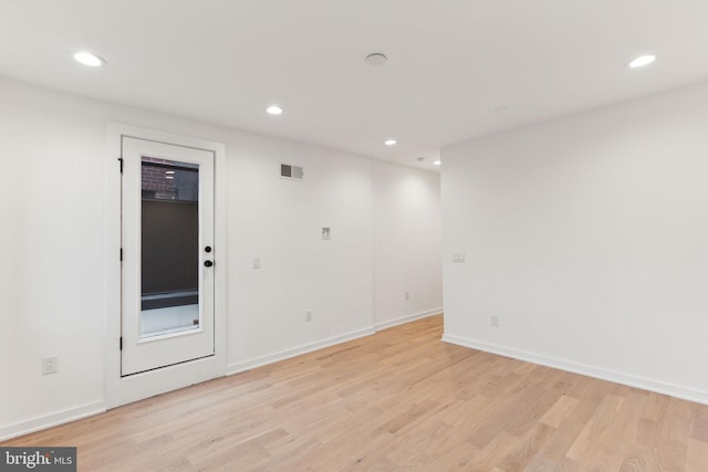 empty room featuring light hardwood / wood-style flooring