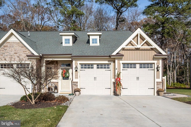 view of front of house with a garage