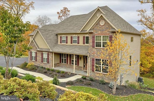 view of front of property with a patio area