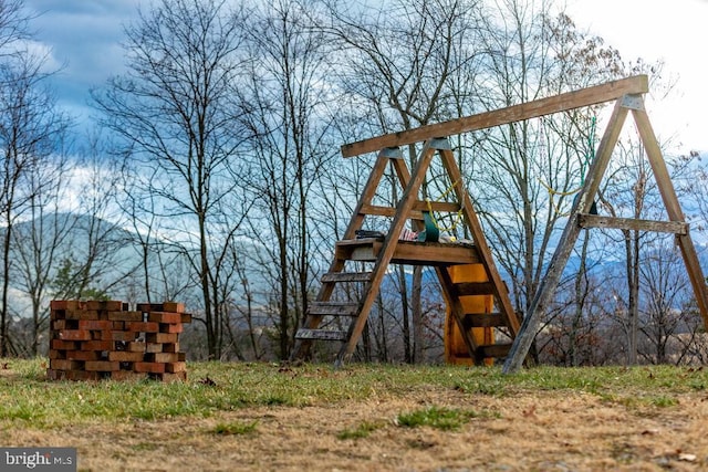 2520 Ridge Rd, Upper Tract, WV 26866 - view of yard featuring a playground
