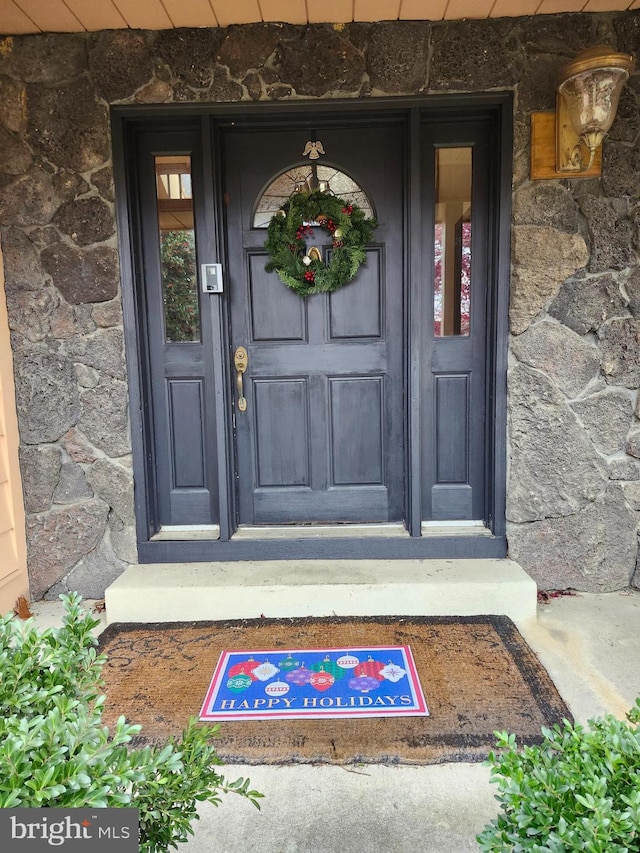 view of entrance to property