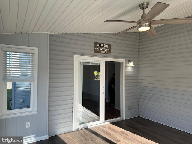 deck featuring ceiling fan