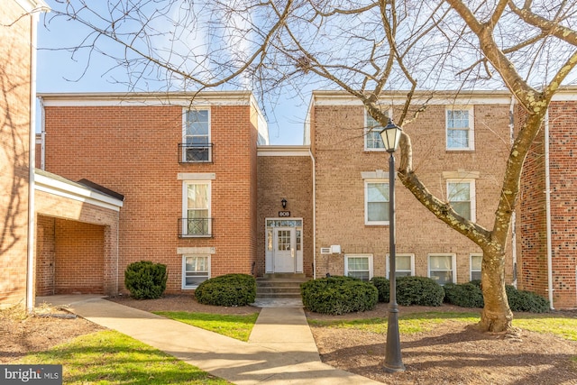 view of front of house