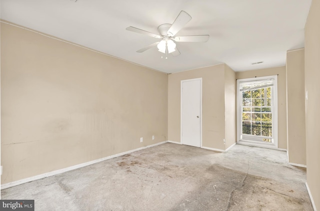 unfurnished room featuring ceiling fan