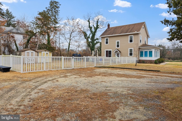 exterior space featuring an outbuilding