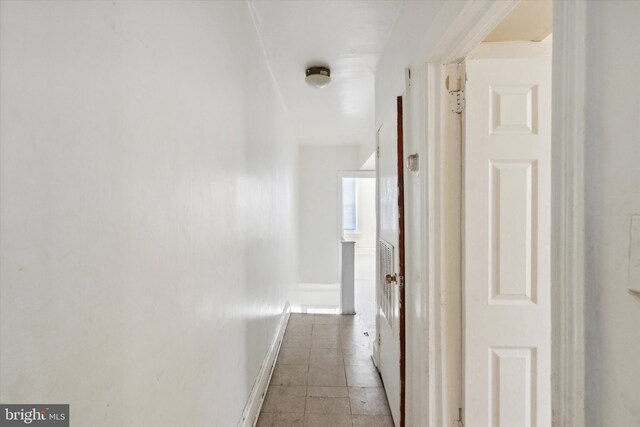 2048 S Croskey St, Philadelphia, PA 19145 - hallway with baseboards