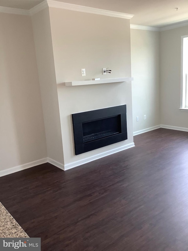 details with crown molding and hardwood / wood-style floors