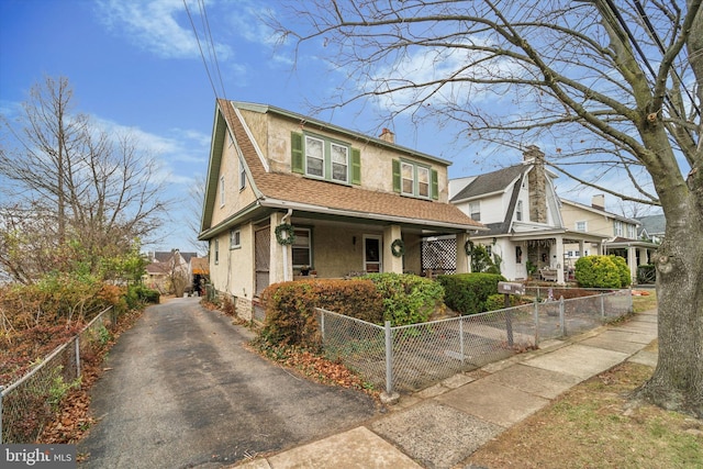 view of front facade featuring covered porch