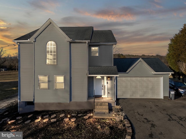 view of front property featuring a garage