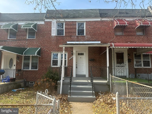 view of townhome / multi-family property