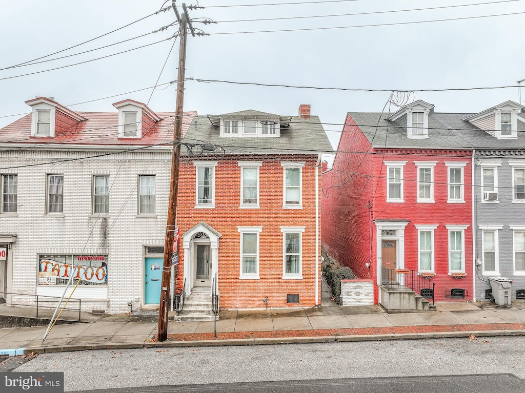 view of townhome / multi-family property