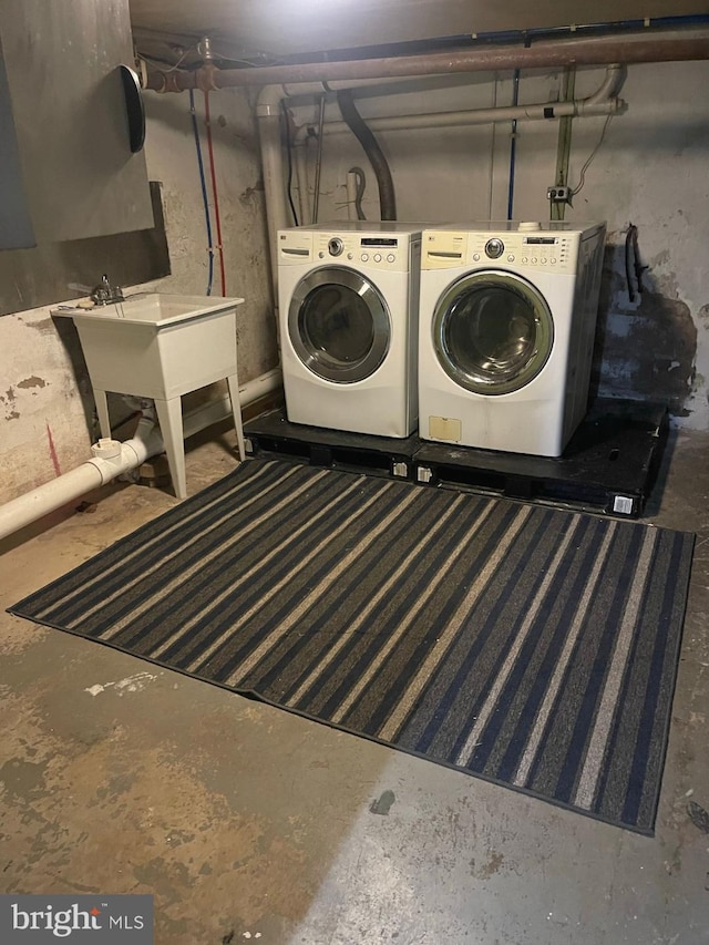 414 Commonwealth Ave, Trenton, NJ 08629 - washroom featuring washer and dryer