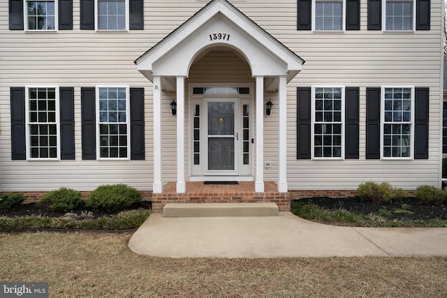 view of property entrance