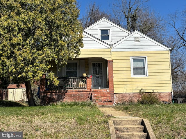 view of front of home with covered porch