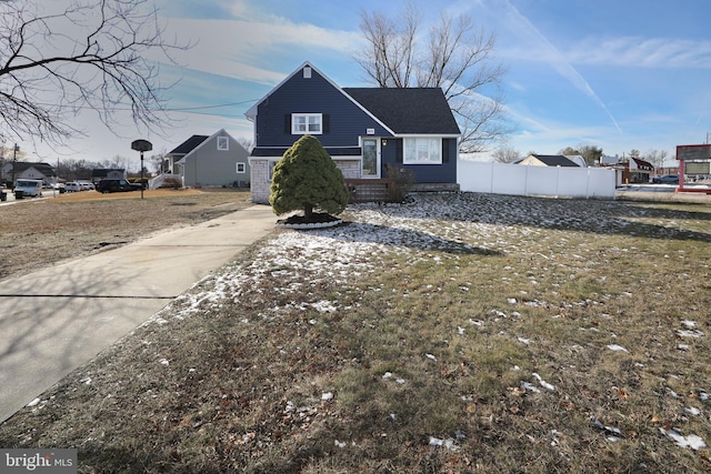 view of front of house