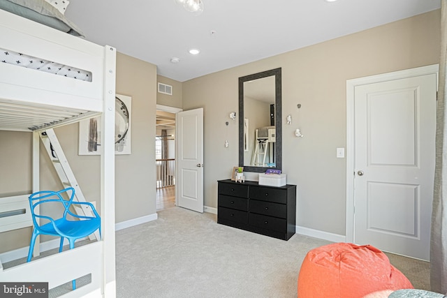 bedroom featuring carpet flooring