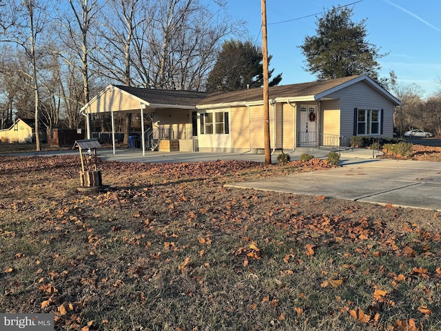 view of front of house featuring a porch