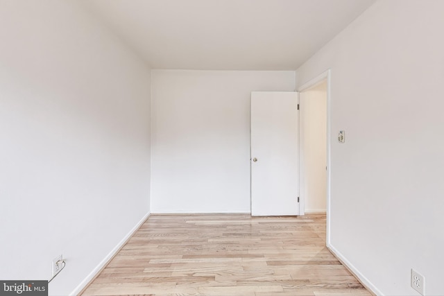 unfurnished room featuring light hardwood / wood-style flooring