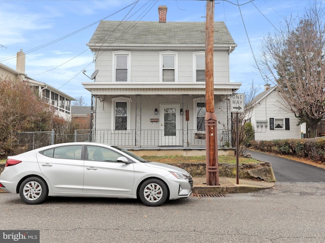 view of front of home