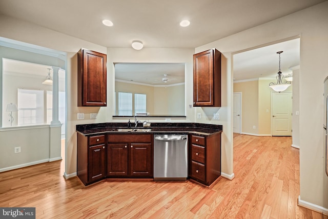 kitchen featuring crown molding, sink, stainless steel dishwasher, and light hardwood / wood-style flooring