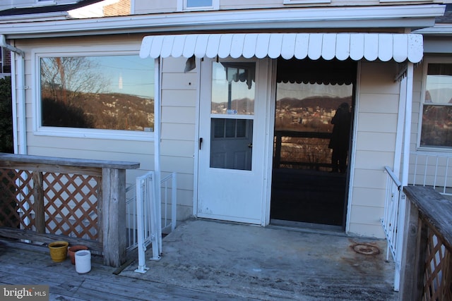 view of entrance to property