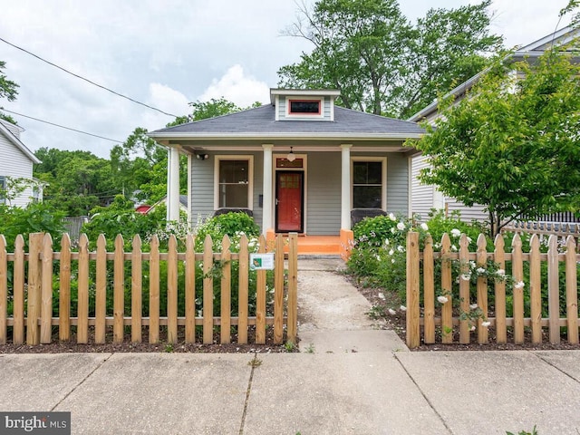 bungalow-style house with covered porch