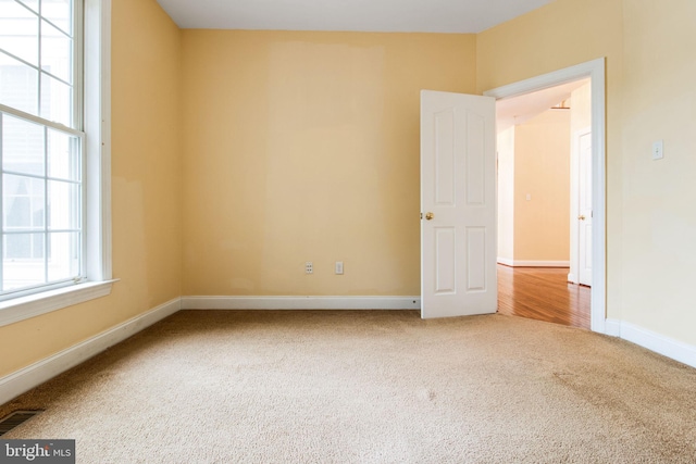 empty room with carpet