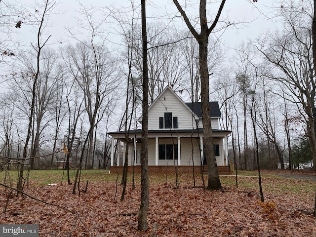 view of front of house with covered porch