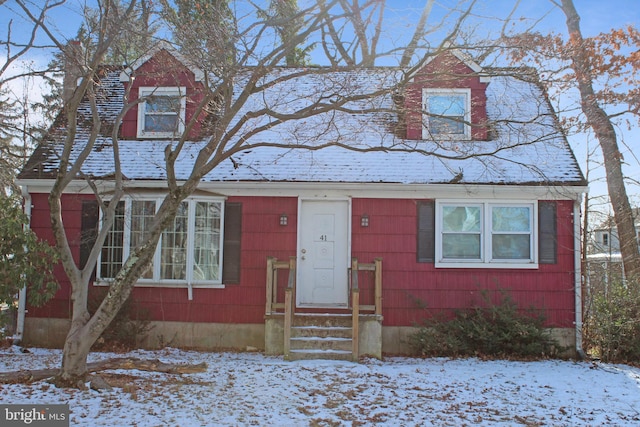 view of front facade