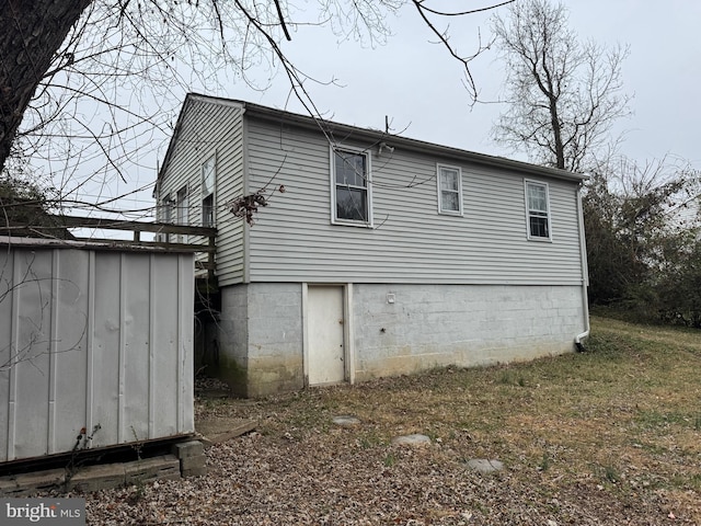 view of home's exterior