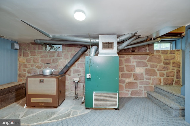 82 Quarry Rd, Birdsboro, PA 19508 - basement with heating unit