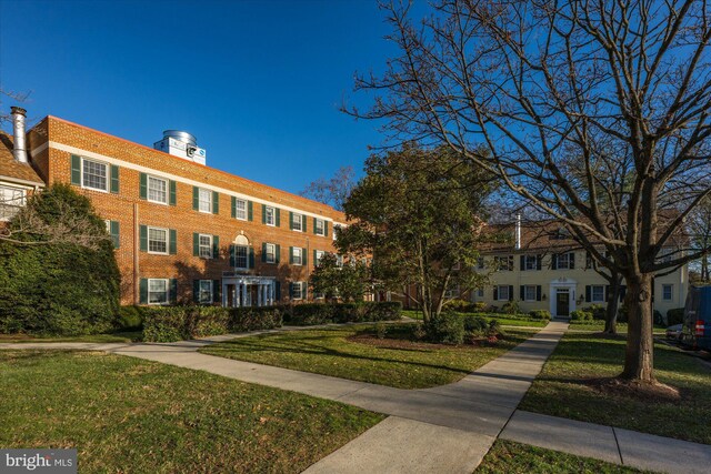 view of building exterior