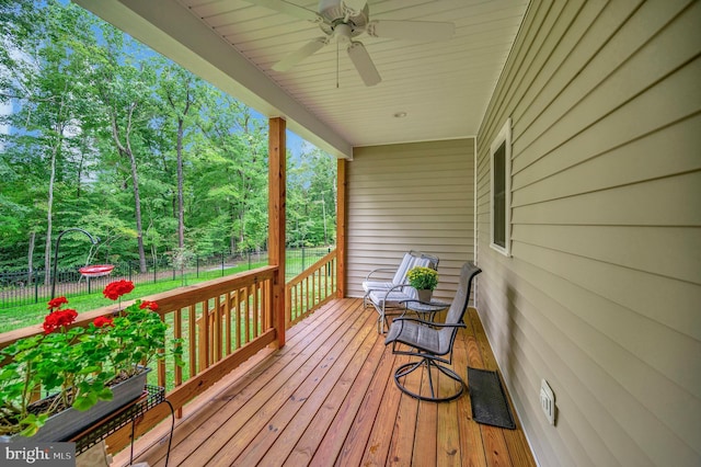 deck with ceiling fan