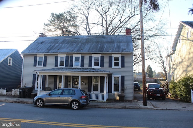 view of front of home featuring a porch