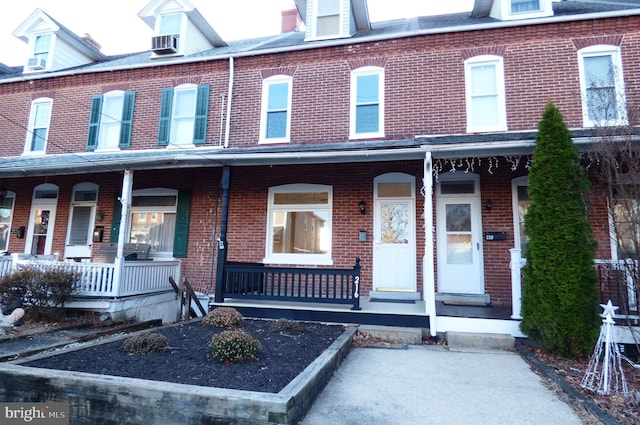 multi unit property with covered porch