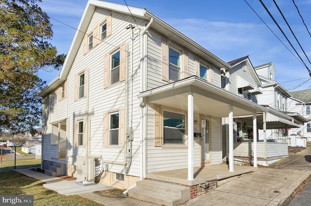 view of front of house featuring a porch