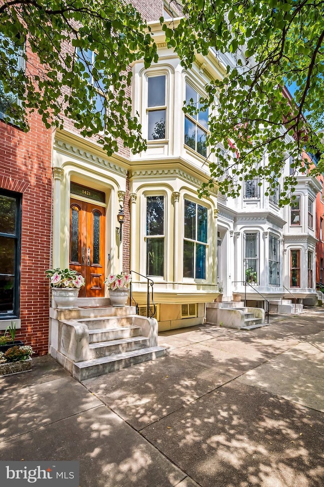 view of front of house with french doors