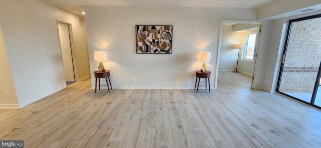 8340 Greensboro Dr Unit 1010, Mclean, VA 22102 - unfurnished room with wood finished floors and baseboards