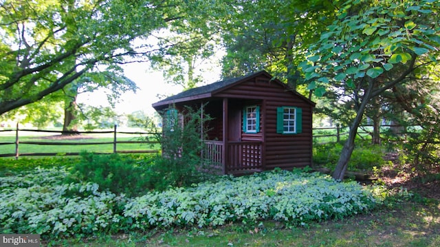 view of outbuilding