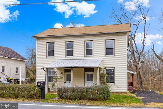 view of front of house with a porch