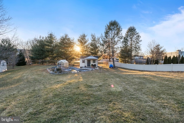 14 Limestone Ct, Lititz, PA 17543 - view of yard featuring an outdoor structure and a greenhouse