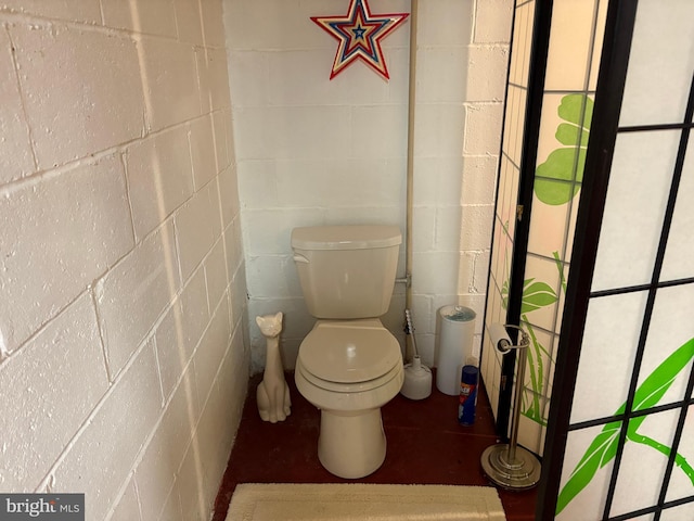 bathroom with toilet