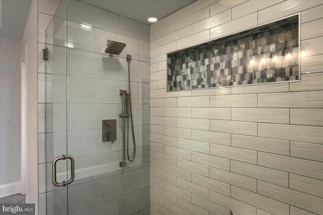 full bathroom featuring a stall shower