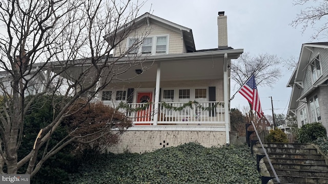 view of front facade featuring covered porch